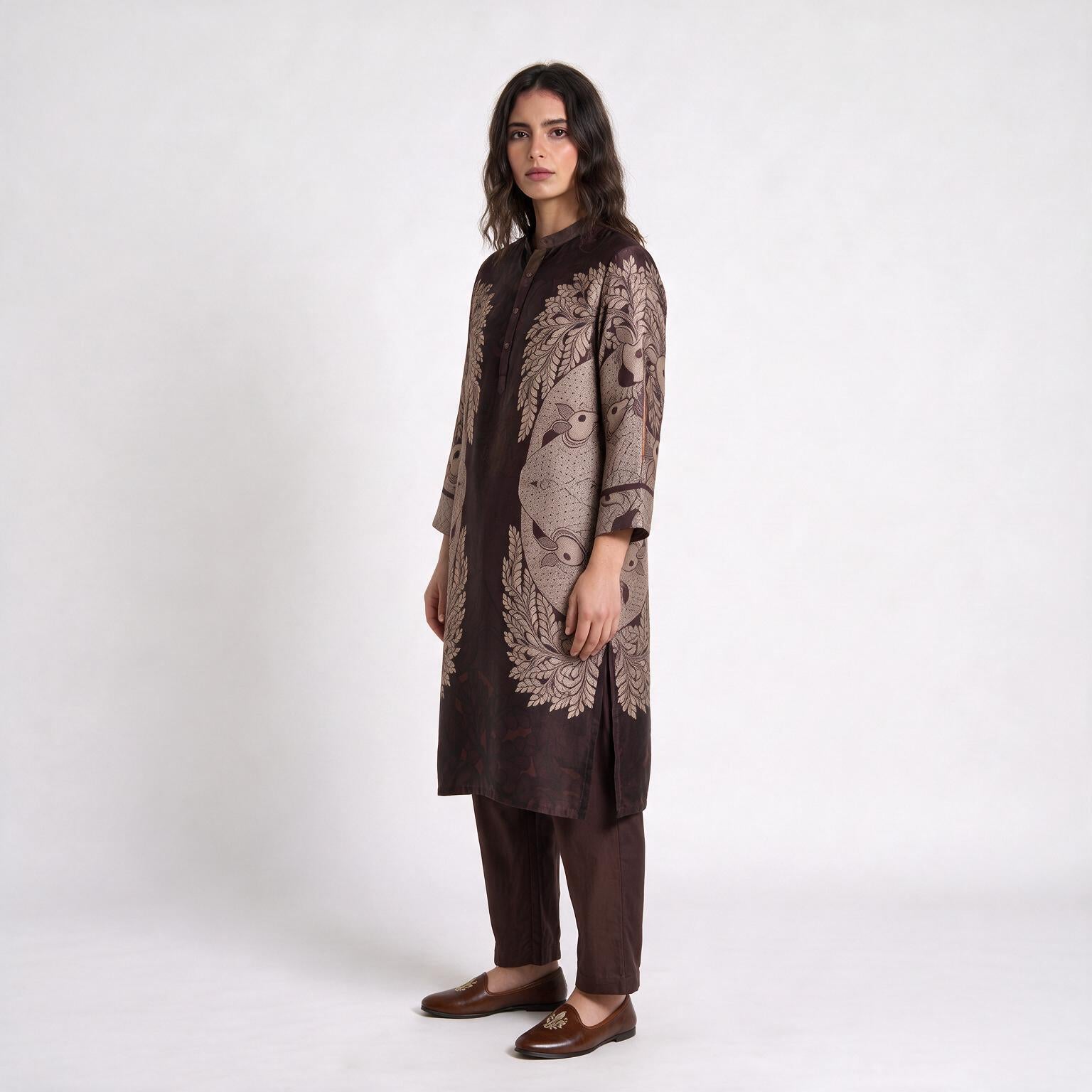 Gond Life Women Kurta Brown 3 quarter sleeves
